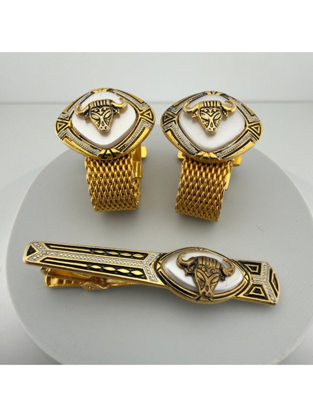 Vintage Mother of Pearl Rams Head Damascene Cufflinks Tie Bar Set Gold Tone